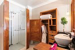 Le Peninsula Bay Beach Resort & Spa