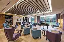 Klosterhof - Alpine Hideaway & Spa - Bibliothek 