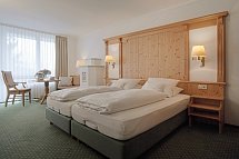 Berghotel Jägerhof - Wohnbeispiel Doppelzimmer Komfort (Zimmercodierungen DF1, DF2, EF1 & DE1)