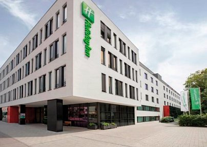 Holiday Inn München Westpark - inklusive NFL Munich Ticket München