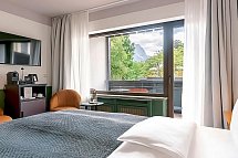 HENRI Hotel Garmisch-Partenkirchen - Wohnbeispiel Chambre mit Balkon (Zimmercodierung DB2)