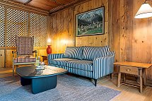 HENRI Hotel Garmisch-Partenkirchen - Wohnbeispiel Doppelzimmer Salon mit Balkon (Zimmercodierung SLB)