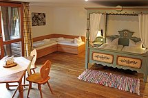 Gasthof Ochsenwirt - Wohnbeispiel Familienzimmer (Zimmercodierung FB1)