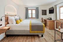 Gut Ising Chiemsee - Wohnbeispiel Doppelzimmer Standard (Zimmercodierungen DG1 & DG2)