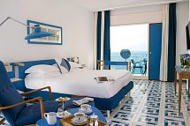 Parco dei Principi - Wohnbeispiel Doppelzimmer Deluxe Meerblick (Zimmercodierung DDM)