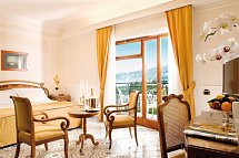 Grand Hotel de la Ville - Wohnbeispiel Doppelzimmer seitl. Meerblick (Zimmercodierung D1N)