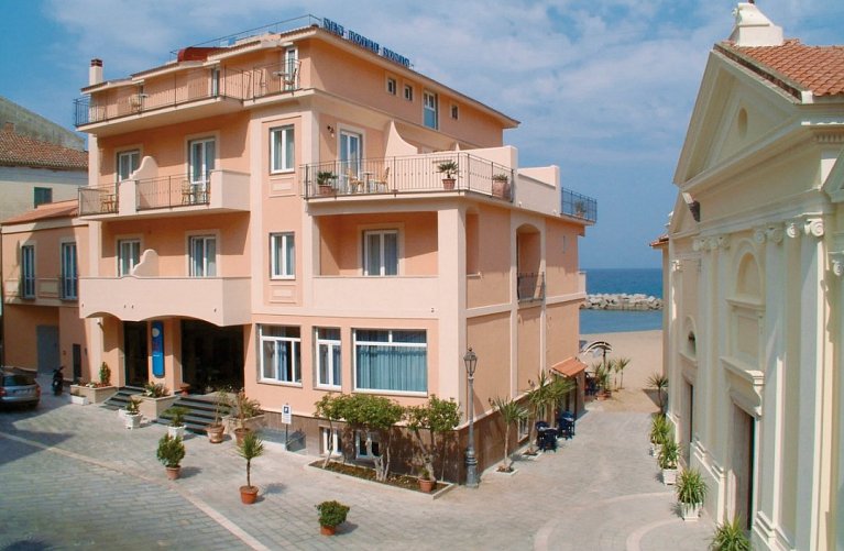 New Hotel Sonia