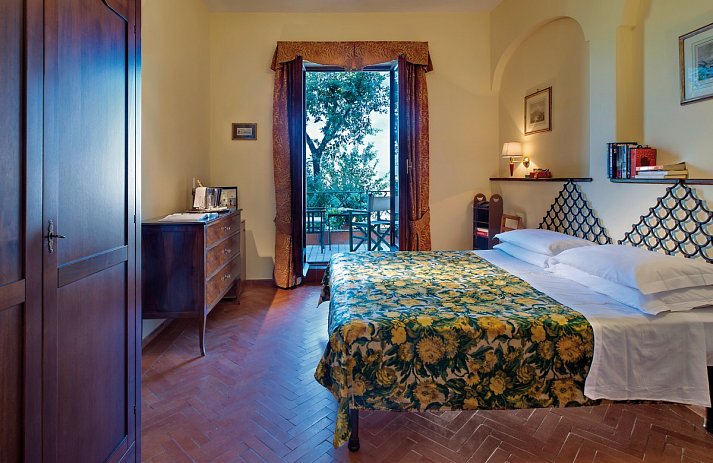 La Villarosa Terme - Wohnbeispiel Doppelzimmer mit Balkon (Zimmercodierung DB2)