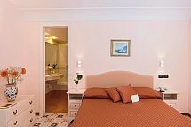 Le Querce Resort Sea Thermae & Spa - Wohnbeispiel Doppelzimmer Standard seitl Meerblick (Zimmercodierung DGN)