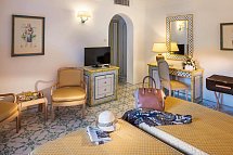Hotel & Spa Il Moresco - Wohnbeispiel Doppelzimmer Komfort Gartenblick (Zimmercodierung DFG)