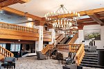 MAXIMILIAN Grand Hotel