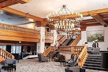 MAXIMILIAN Grand Hotel