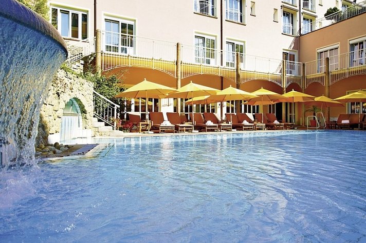 MAXIMILIAN Grand Hotel