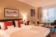 Hotel Bavaria - Wohnbeispiel Doppelzimmer Gartenblick Balkon (Zimmercodierung DB1)