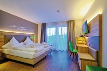 Sonnenhotel Weingut Römmert - Wohnbeispiel Juniorsuite Weinliebe (Zimmercodierung JB1)