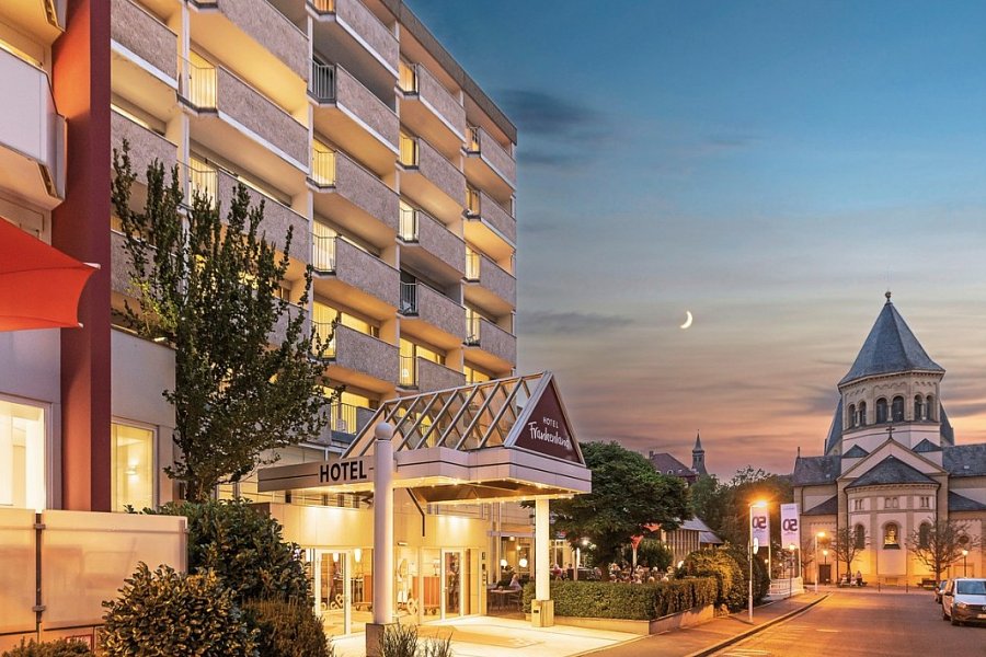 Wellnesshotel Frankenland - Blick aufs Hotel Frankenland