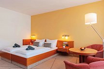 Wellnesshotel Frankenland - Wohnbeispiel Doppelzimmer Klassik (Zimmercodierung DB1)
