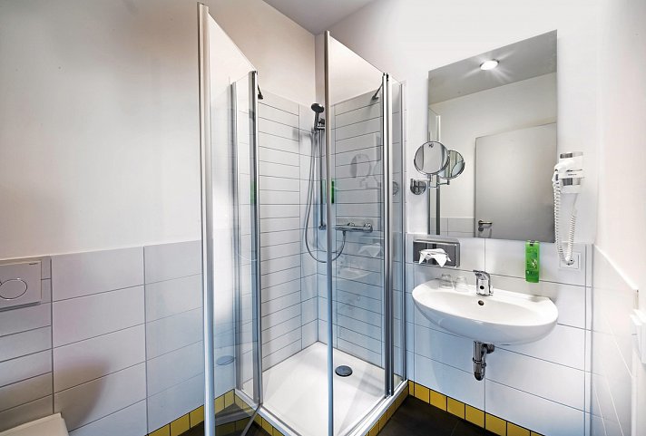 JUFA Hotel Festung Rosenberg Kronach - Wohnbeispiel Doppelzimmer (Zimmercodierung DB1)