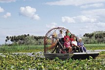 Manhattan Express & Florida Sunshine State inkl. Badeverlängerung (Superior-Variante, City View) - Propellerboot im Everglades Safari Park
