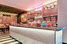 Kixby - Black Tap, Crazy Shake Bar