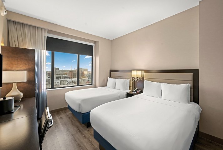 Comfort Inn Prospect Park-Brooklyn - Wohnbeispiel Standard Two Double beds (Zimmercodierung UG4)