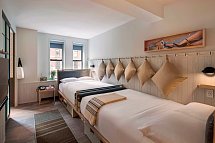 MOXY New York Times Square - Wohnbeispiel Standard Two Double beds (Zimmercodierung UG4)