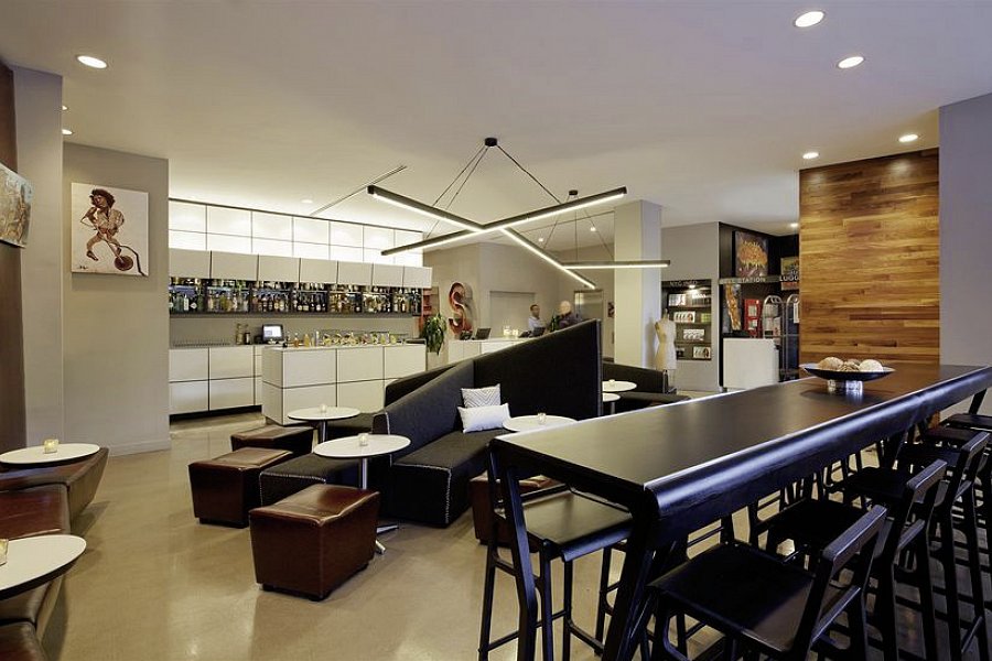 Nu Hotel - Lobby
