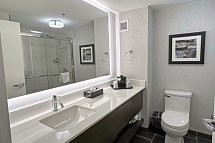 Best Western Plus Meadowlands Secaucus - Beispiel Bad (Zimmercodierungen UG1, UG2 & UG4)