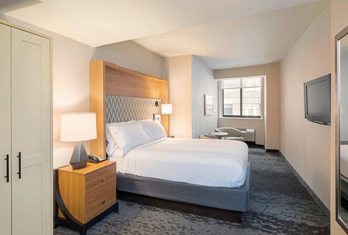 Holiday Inn New York City-Wall Street - Wohnbeispiel One King (Zimmercodierung UG2)
