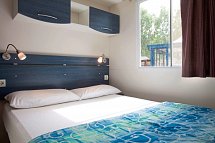 Baia Holiday Laguna Blu - Wohnbeispiel Mobilheim Blu Romantic (Zimmercodierung CB1)