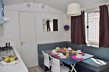 Camping S'Ena Arrubia (by Happy Camp) - Wonbeispiel Mobilheim Happy Easy (Zimmercodierung CG1)