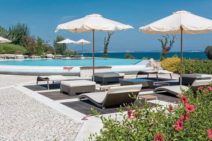 L'Ea Bianca Luxury Resort