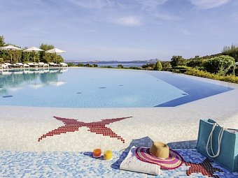 L'Ea Bianca Luxury Resort