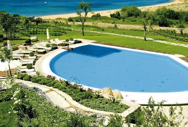 L'Ea Bianca Luxury Resort
