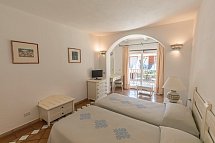 Club Hotel Baja Sardinia - Wohnbeispiel Doppelzimmer Classic (Zimmercodierung DB1)