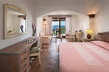 Hotel La Bisaccia - Wohnbeispiel Juniorsuite Meerblick Nebengebäude (Zimmercodierung J1M)