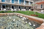 OCA Flores & Vitória Village Hotel