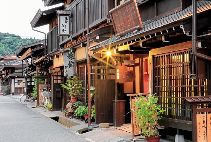 Höhepunkte Japans (inkl. Flug) - Takayama