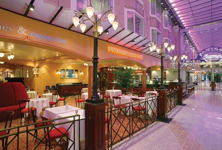 Color Line Fährstrecken - Color Line, Promenade Café