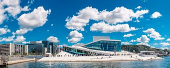 Erlebnis Bergenbahn im Sommer - Opernhaus in Oslo