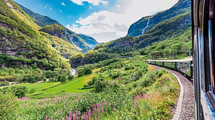 Mit Schiff und Bahn von Oslo nach Bergen