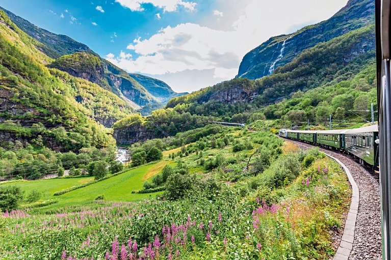 Mit Schiff und Bahn von Oslo nach Bergen - Flåmbahn