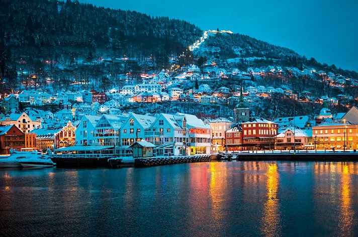 Winterliche Fjorde und Bergenbahn