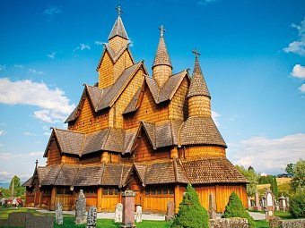 Norwegens Naturschauspiele erleben - Heddal, Stabkirche