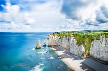 Höhepunkte Nordfrankreichs - Paris, Loire-Tal & Normandie - Kreidefelsen Étretat