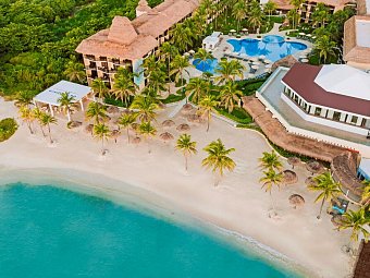Catalonia Yucatan Beach