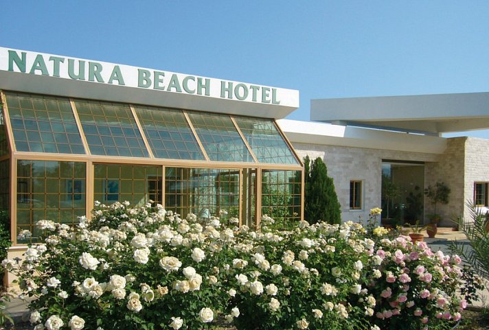 Natura Beach Hotel & Villas