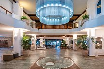 Coral Beach Hotel & Resort