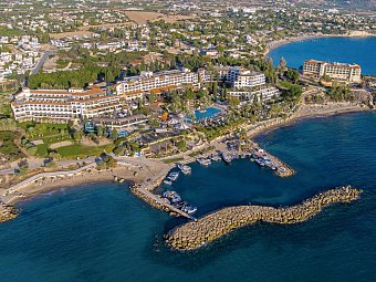 Coral Beach Hotel & Resort