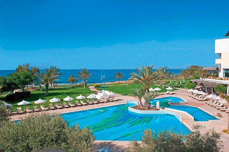 Constantinou Bros Athena Royal Beach